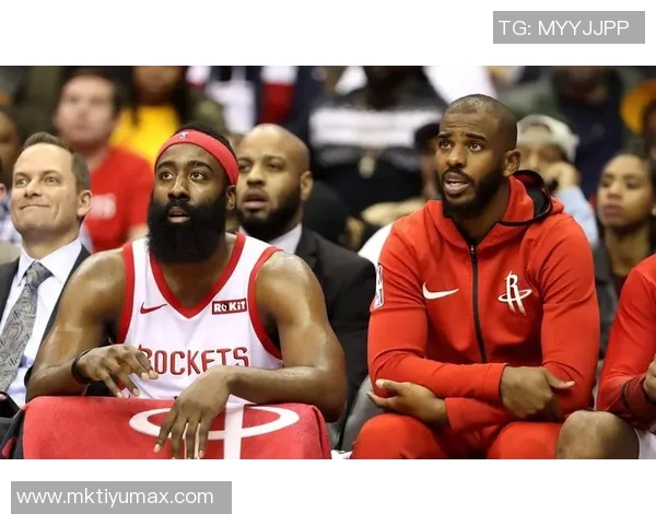 保罗谈与哈登的默契配合称一起打球的时光令人愉悦