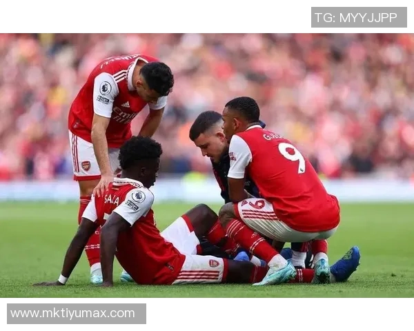 努诺冬窗求援三人西汉姆欲争齐尔克泽对抗罗马