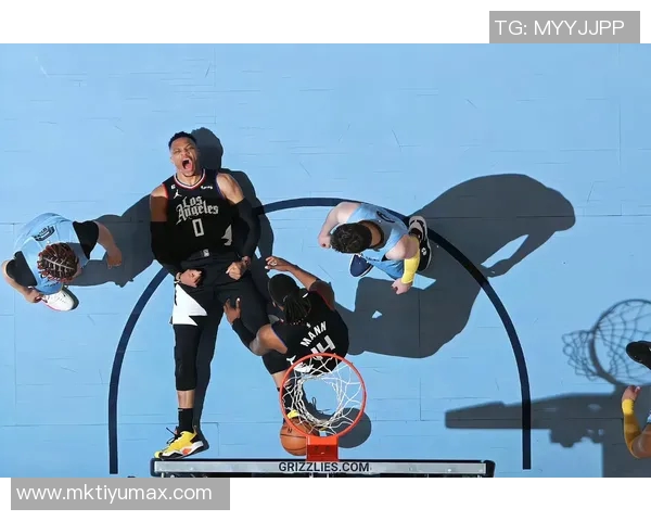 永远的大男孩威斯布鲁克37岁生日快乐愿你继续闪耀篮球场上辉煌人生 永远的大男孩威斯布鲁克37岁生日快乐愿你继续闪耀篮球场上辉煌人生